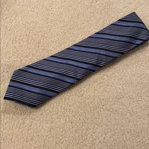 Tripler & Co 100% silk necktie - blue stripe
